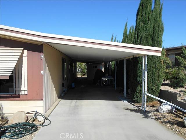 Yucca Valley, CA 92284,7501 Palm #172