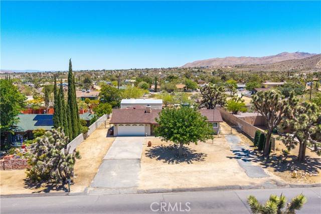 Yucca Valley, CA 92284,7599 Joshua Lane