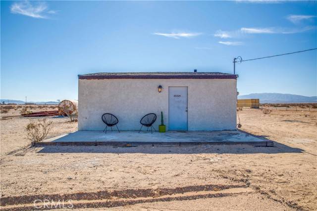 29 Palms, CA 92277,82229 Raven Roost