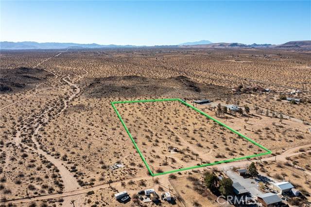 Landers, CA 92285,4 Burke