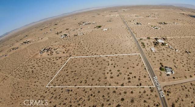 Landers, CA 92285,59520 Reche