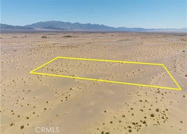 29 Palms, CA 92277,62816 Hollywood Lane