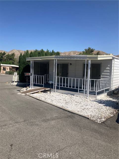 Yucca Valley, CA 92284,7484 Kickapoo #6