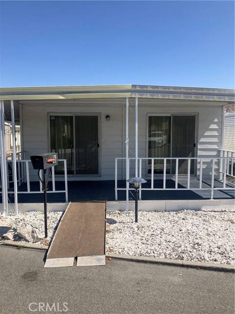 Yucca Valley, CA 92284,7484 Kickapoo #6
