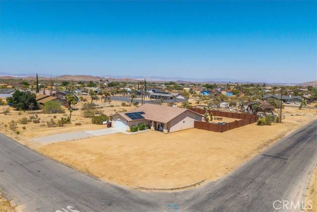 Yucca Valley, CA 92284,3715 Surrey