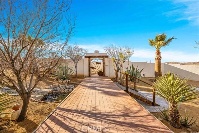 Joshua Tree, CA 92252,7423 Juniper Road