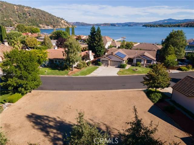 Lucerne, CA 95458,8336 Paradise Valley