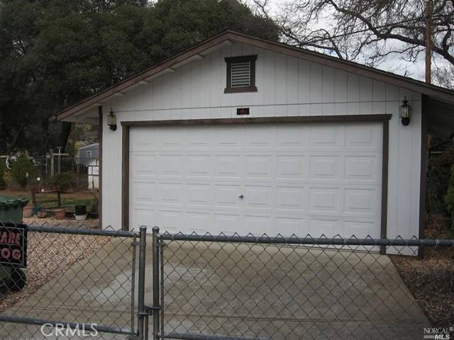 Clearlake Oaks, CA 95423,13984 Chestnut Lane