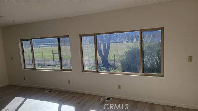 Clearlake Oaks, CA 95423,13809 Grape Circle