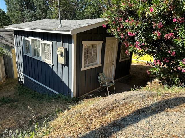 Clearlake Oaks, CA 95423,12469 Oak Street