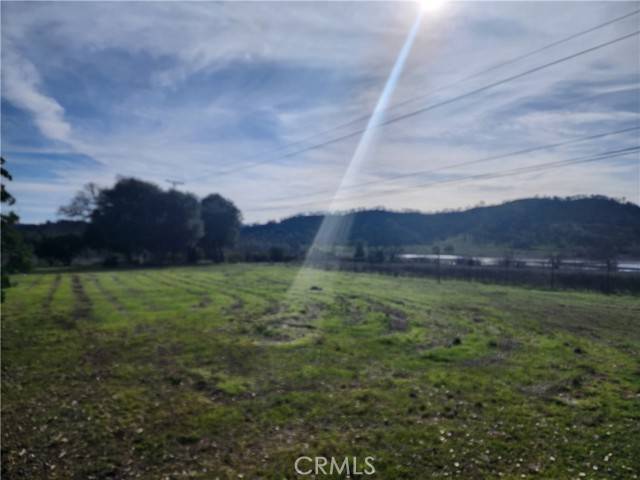 Clearlake, CA 95422,13440 Eastlake