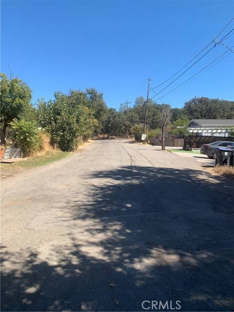 Clearlake, CA 95422,14960 Saroni Parkway