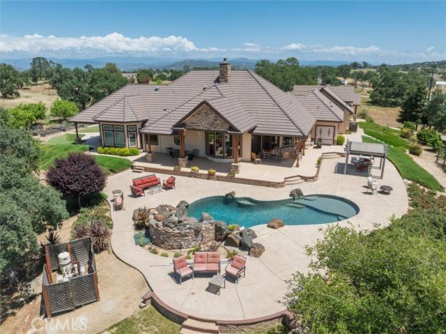 Raymond, CA 93653,34310 Barn Owl Road