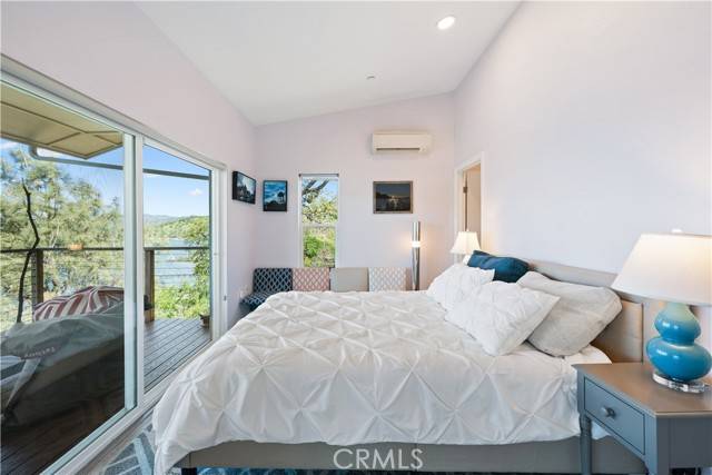 Clearlake, CA 95422,3871 Oak Drive