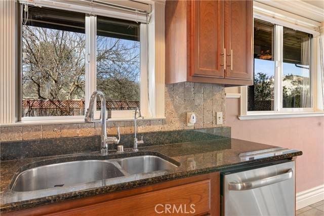 Clearlake Oaks, CA 95423,2442 River View Road