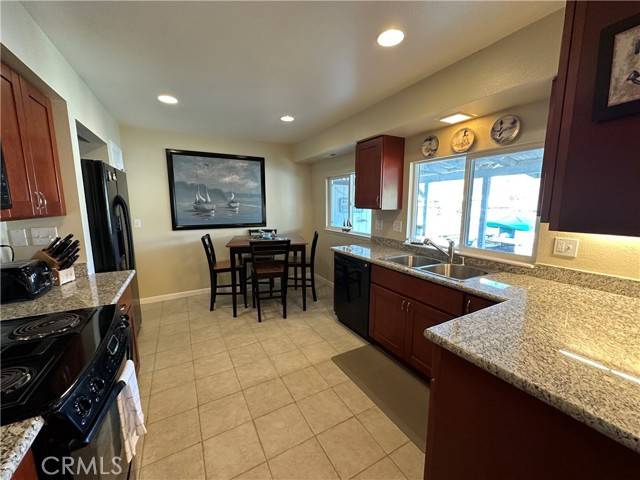 Clearlake Oaks, CA 95423,13048 Keys Boulevard