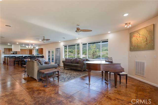 Upper Lake, CA 95485,2260 Lakeshore Blvd