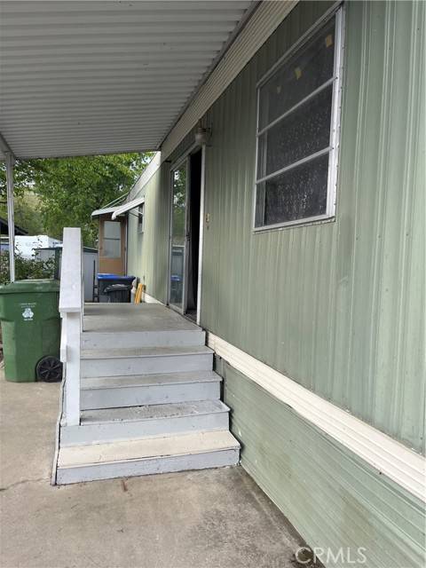 Lucerne, CA 95458,5877 Lake #32