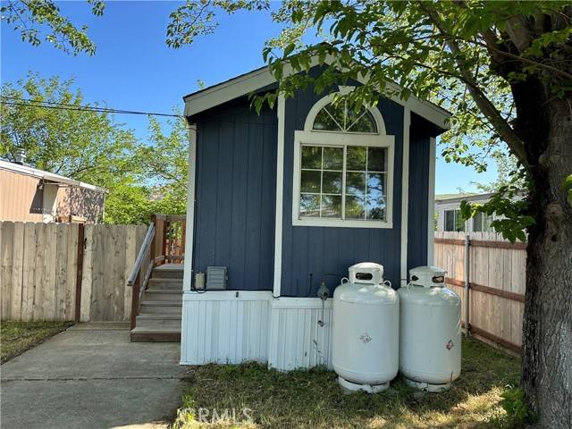 Clearlake Oaks, CA 95423,13050 Island