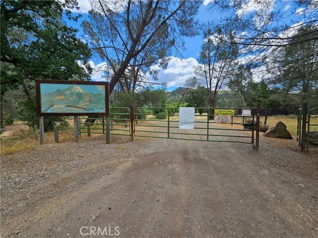 Clearlake Oaks, CA 95423,3144 Spring Valley