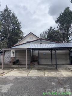 Clearlake Oaks, CA 95423,17216 Cedar Way