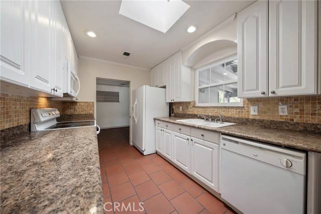 Clearlake Oaks, CA 95423,13334 Anchor