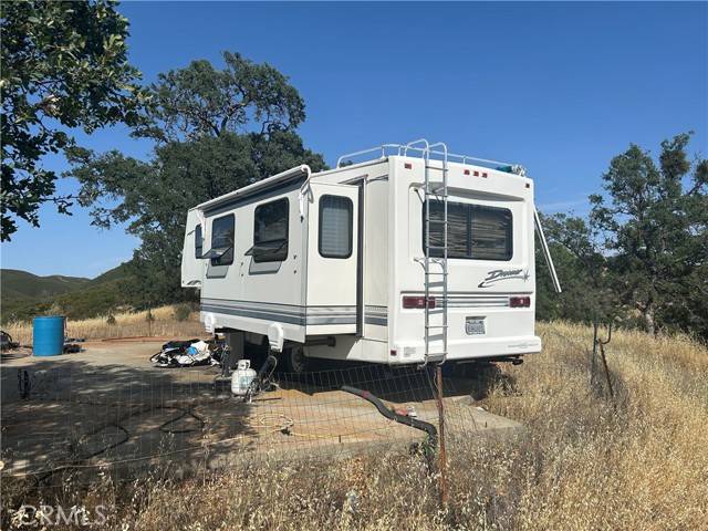 Clearlake Oaks, CA 95423,21947 Meriann