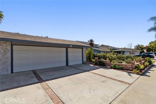 Lake Forest, CA 92630,23412 Dune Mear Road