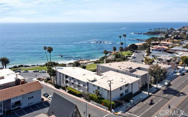 Laguna Beach, CA 92651,520 Cliff Dr #204