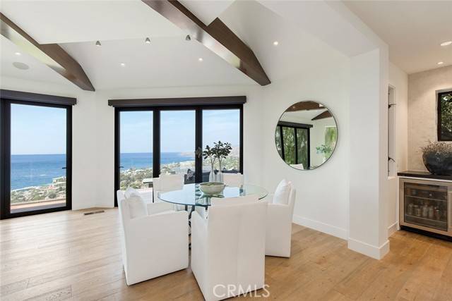 Laguna Beach, CA 92651,858 Gainsborough Drive