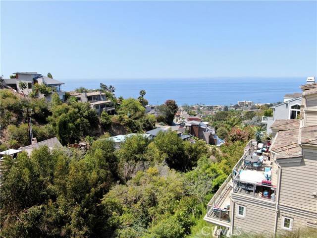 Laguna Beach, CA 92651,826 Diamond