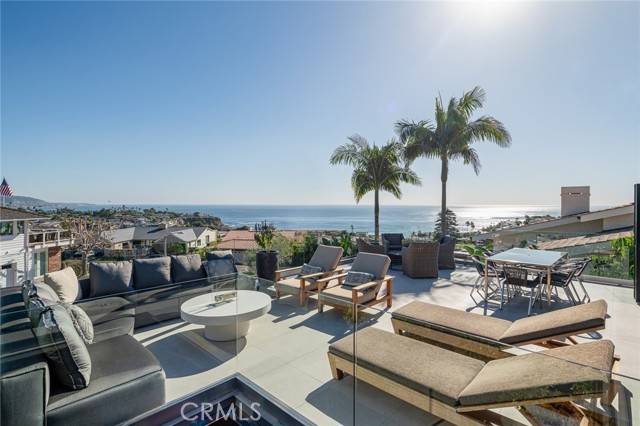 Laguna Beach, CA 92651,998 EMERALD BAY