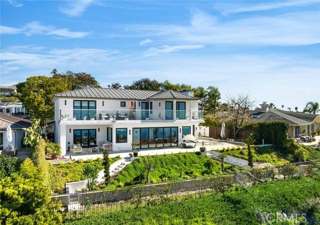 Laguna Beach, CA 92651,2855 Chateau Way