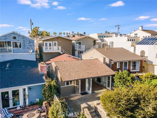 Corona Del Mar, CA 92625,705 Iris