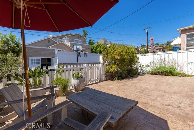 Laguna Beach, CA 92651,533 Lombardy Lane