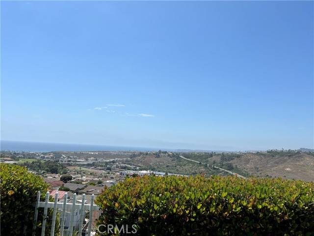 San Clemente, CA 92672,413 Calle Delicada