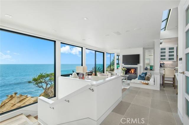 Laguna Beach, CA 92651,1715 Ocean Way