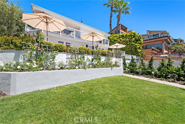 Laguna Beach, CA 92651,2626 Glenneyre Street