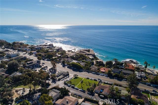 Laguna Beach, CA 92651,31532 Coast