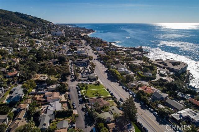 Laguna Beach, CA 92651,31526 Coast