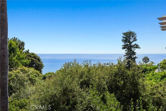 Laguna Beach, CA 92651,31402 Ocean View Street