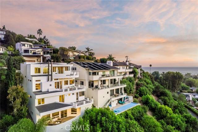 Laguna Beach, CA 92651,547 Temple Hills Drive