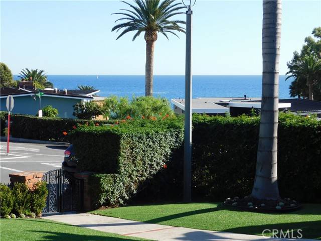 Laguna Beach, CA 92651,814 Cliff Drive