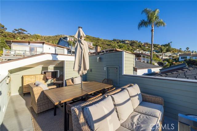 Laguna Beach, CA 92651,31911 Crestwood Place