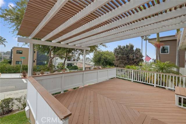 Redondo Beach, CA 90277,551 Avenue B