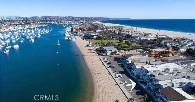 Newport Beach, CA 92663,1819 W Bay Avenue #1