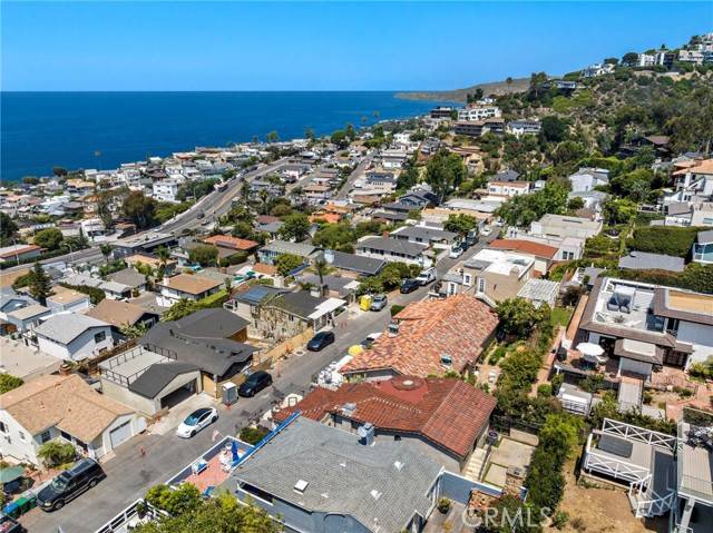 Laguna Beach, CA 92651,2950 Rounsevel