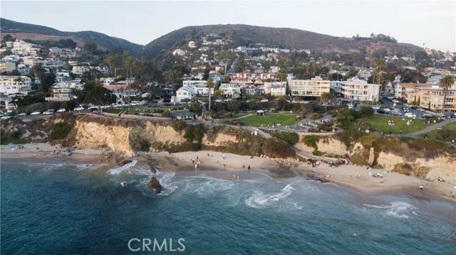 Laguna Beach, CA 92651,558 Cliff Drive