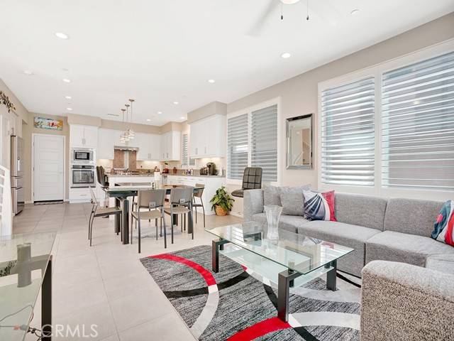 Irvine, CA 92618,291 Carmine