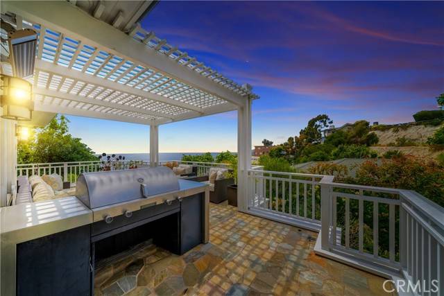 Laguna Beach, CA 92651,803 Gainsborough Drive